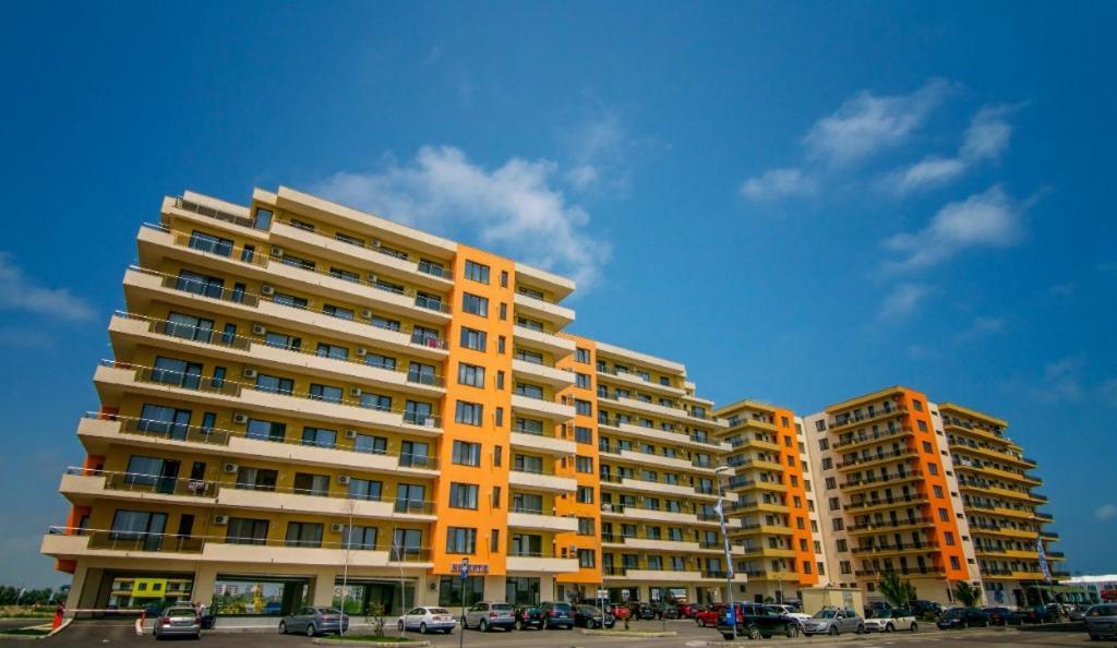 La Vida Loca Apartment Summerland Mamaia Extérieur photo