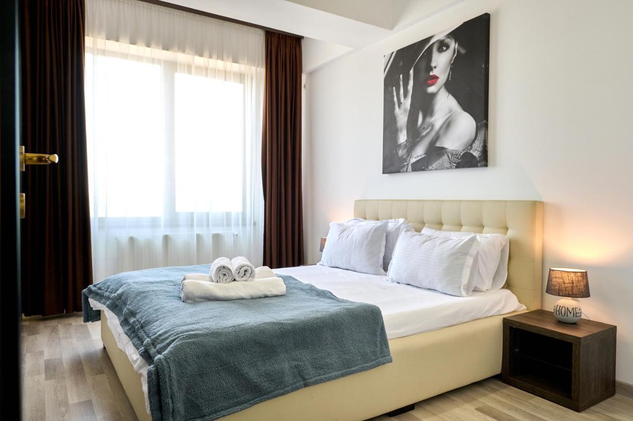 La Vida Loca Apartment Summerland Mamaia Extérieur photo