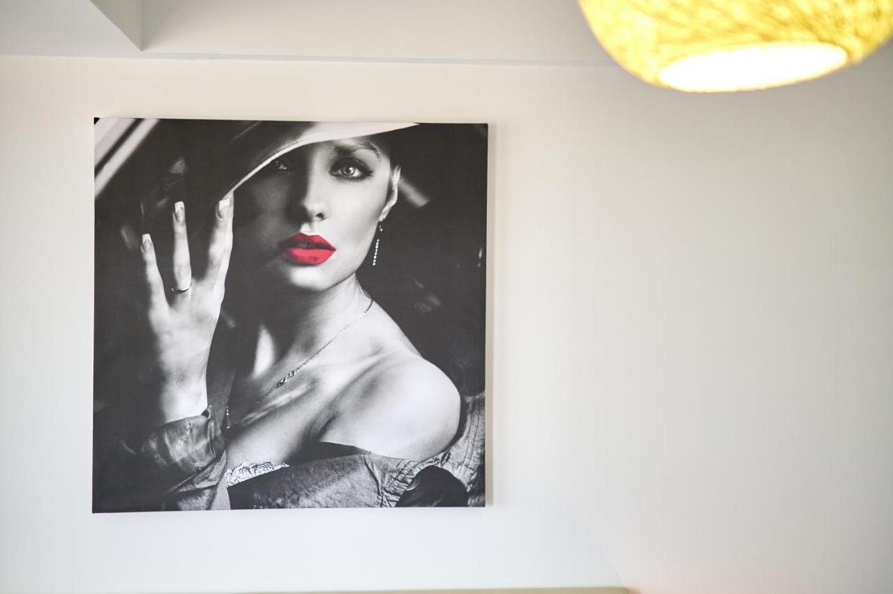 La Vida Loca Apartment Summerland Mamaia Extérieur photo
