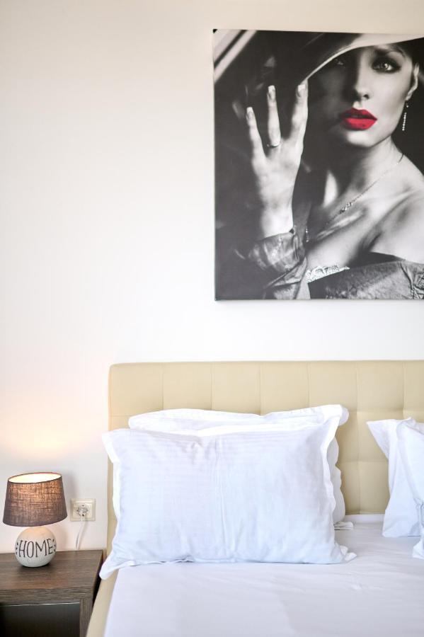 La Vida Loca Apartment Summerland Mamaia Extérieur photo