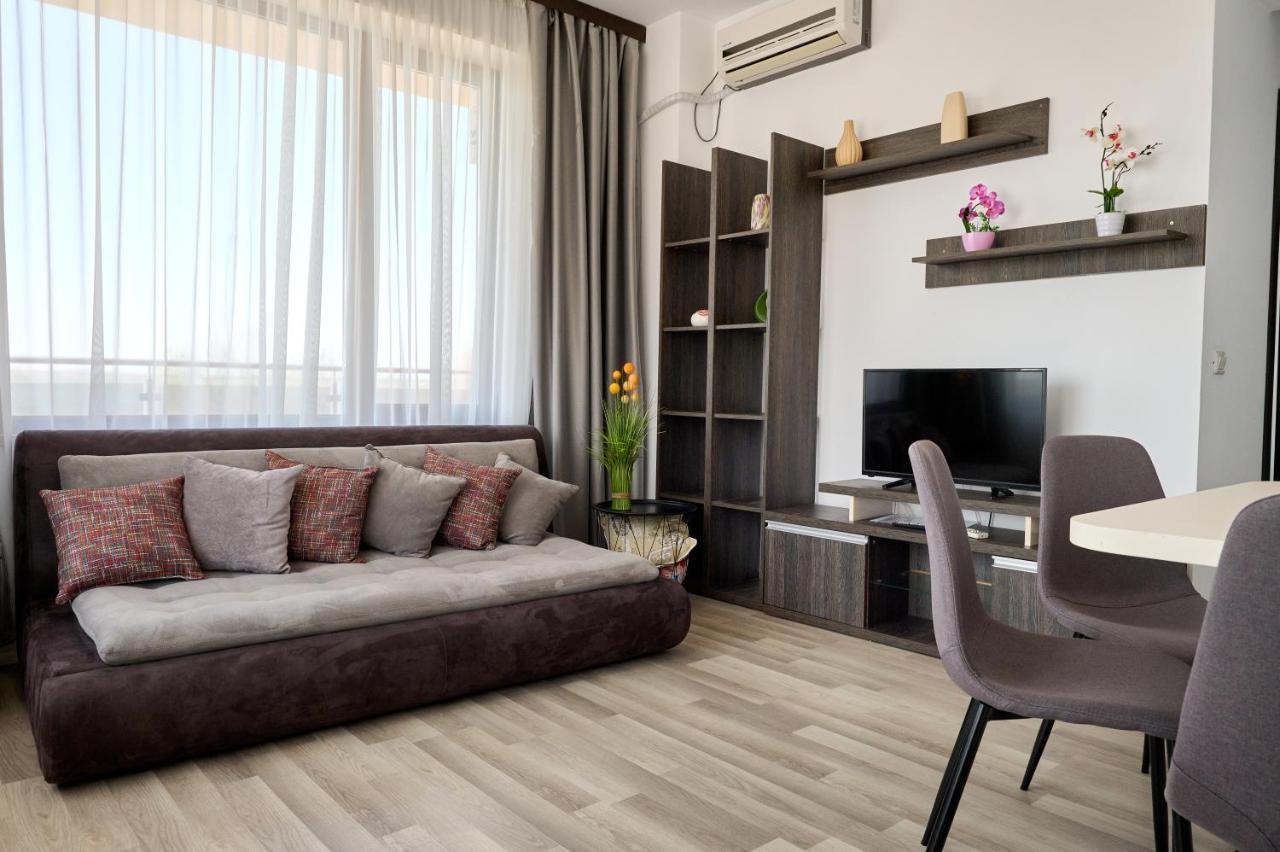 La Vida Loca Apartment Summerland Mamaia Extérieur photo