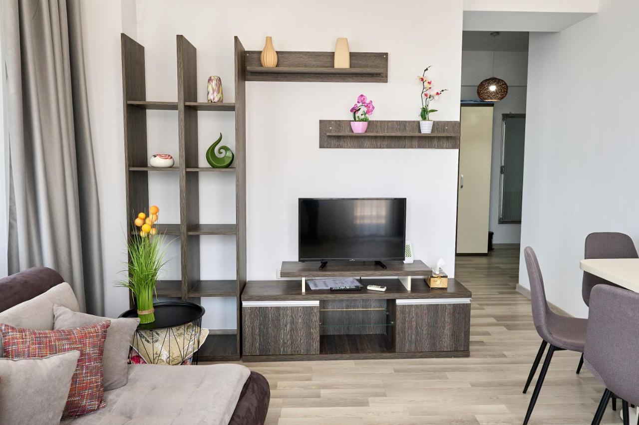 La Vida Loca Apartment Summerland Mamaia Extérieur photo